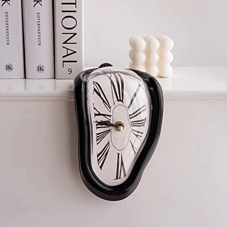 Horloge Murale Forme Fondue 18 cm Silencieuse — 4 Modèles
