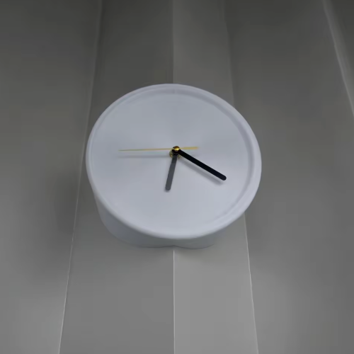 Horloge Murale Silencieuse 18 cm Coin de Mur — 32 modèles