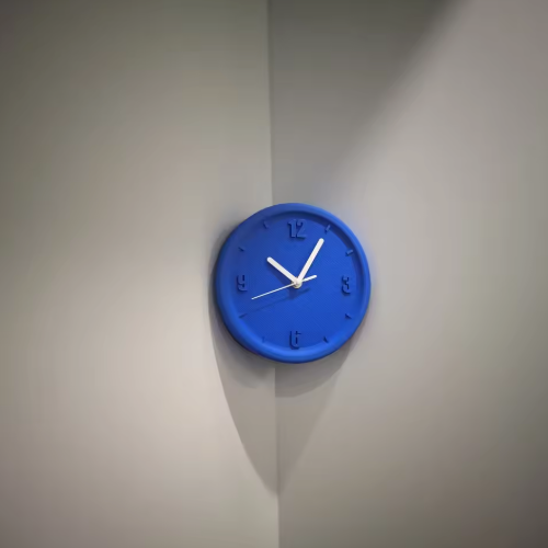 Horloge Murale Silencieuse 18 cm Coin de Mur — 32 modèles