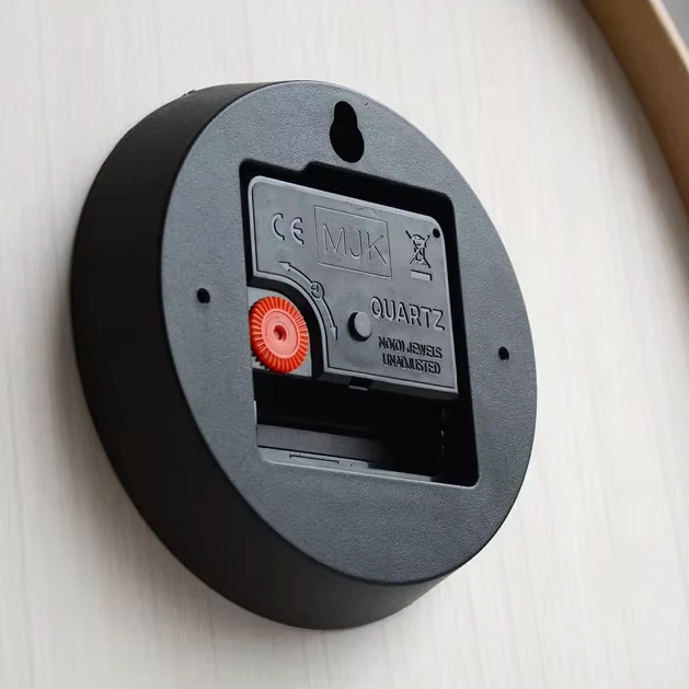 Horloge Murale Ronde Bois Nordique 30cm Mécanisme Silencieux 4 Modèles