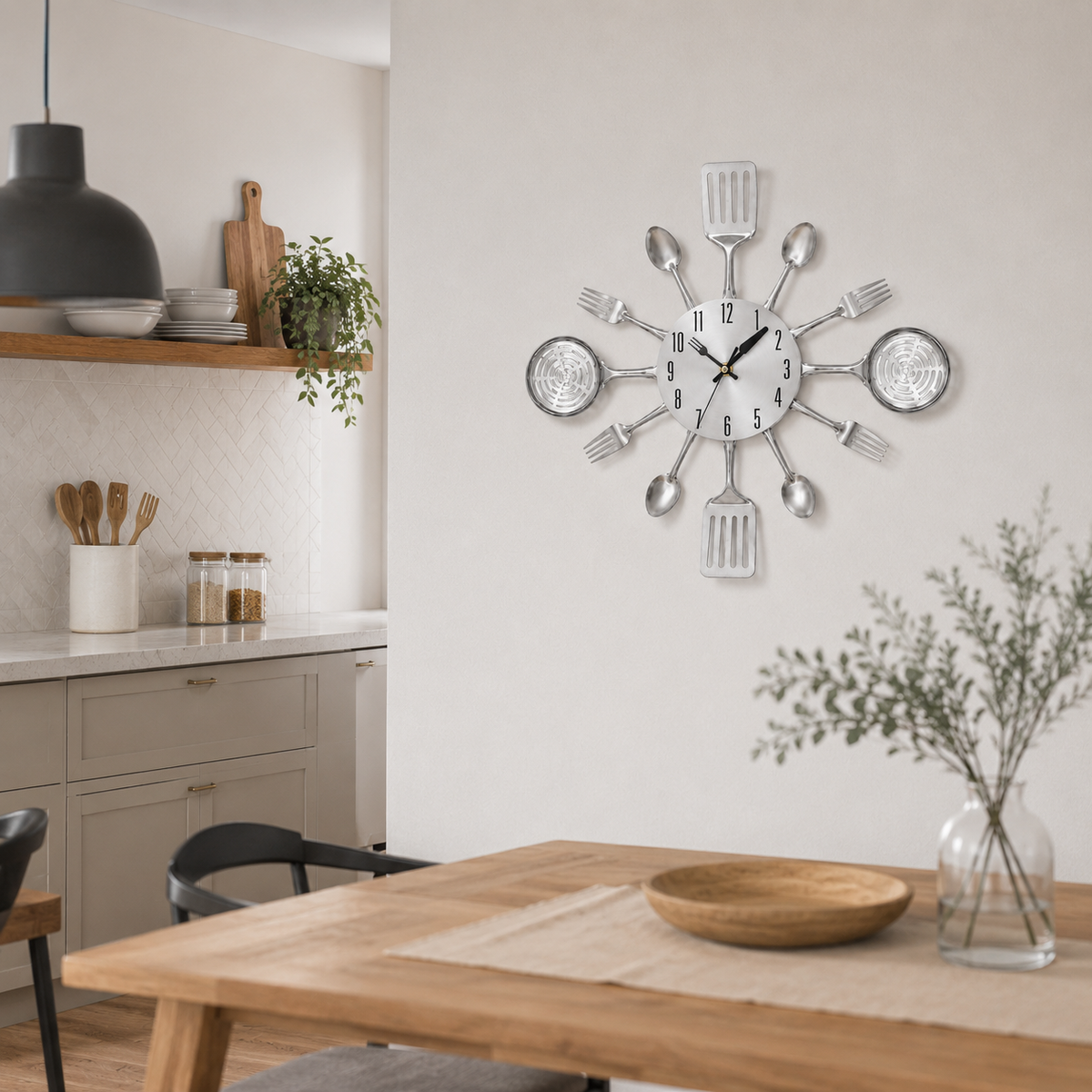 Horloge Murale Cuisine Ustensiles Acier Silencieuse – 36 cm – 2 Modèles