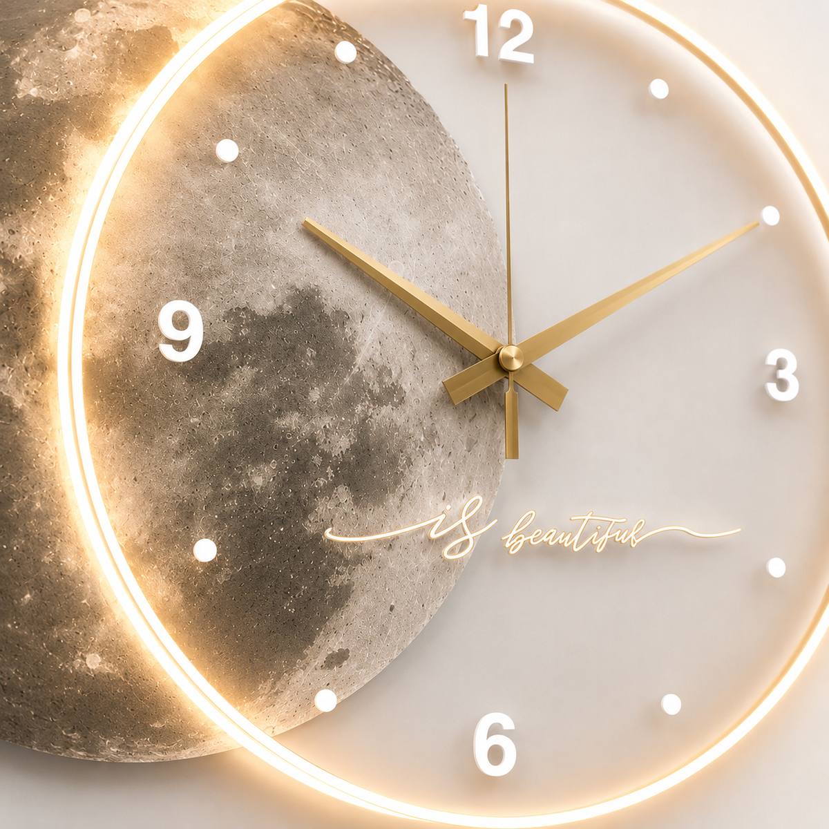 Horloge Murale Acrylique Motif Lune 50cm Mécanisme Silencieux LED ou Sans LED
