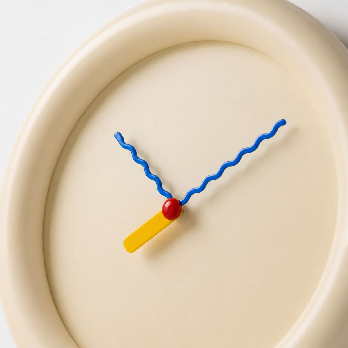 Horloge Murale Ronde Silencieuse 30 cm — 4 Coloris