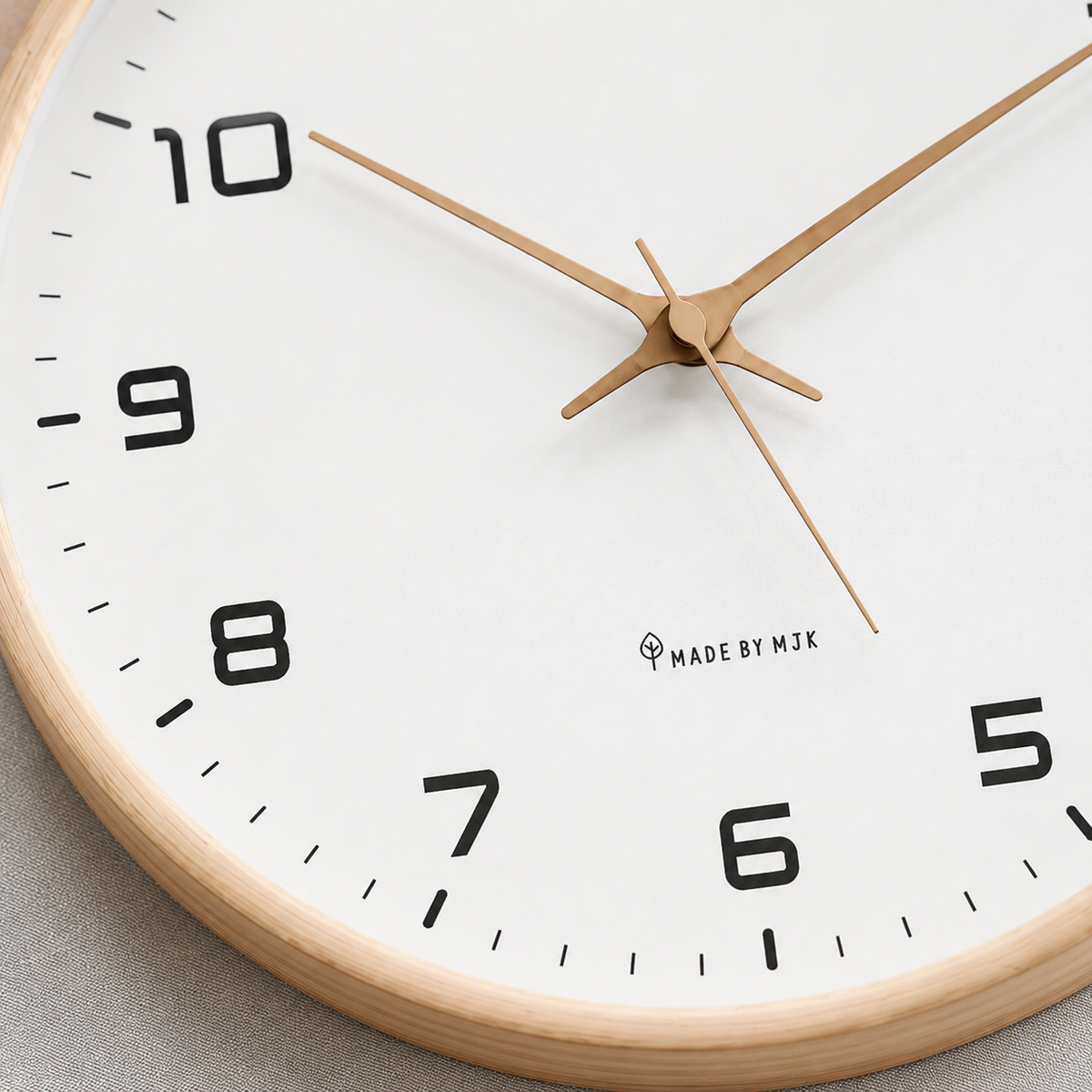 Horloge Murale Ronde Bois Nordique 30cm Mécanisme Silencieux 4 Modèles